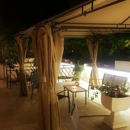 Garden House - Luxury Guest House - Overnight Stay Only Rome Bagian luar foto