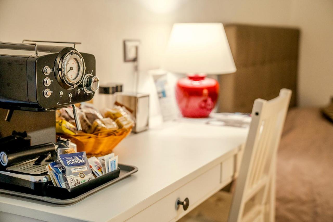 Garden House - Luxury Guest House - Overnight Stay Only Rome Bagian luar foto