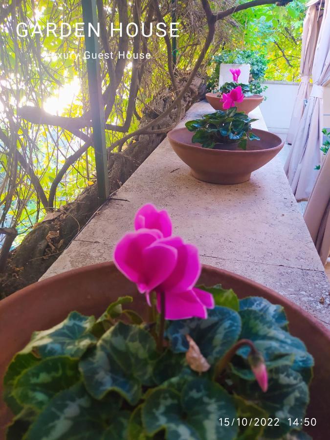Garden House - Luxury Guest House - Overnight Stay Only Rome Bagian luar foto