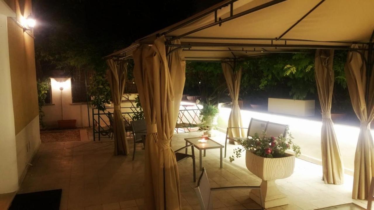 Garden House - Luxury Guest House - Overnight Stay Only Rome Bagian luar foto